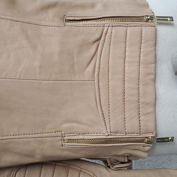 MICHEAL KORS- LEATHER JACKET - Picture 8 of 12